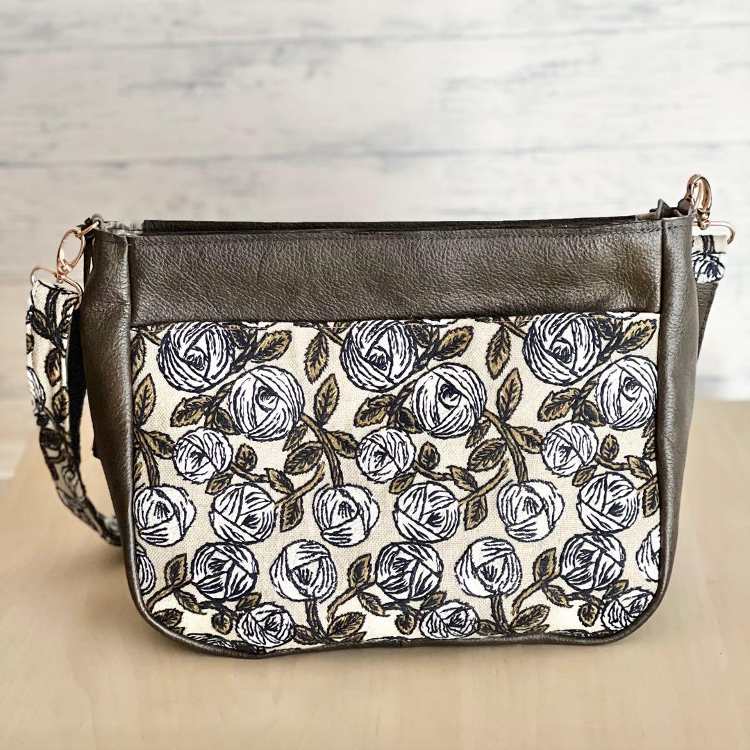 Yuki様　オーダー用　ミナペルホネン&本革 ショルダーバッグ