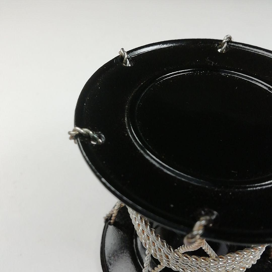 Ｔ７２５　蓋置　『黒漆　銀線紐鼓』『井波慶州』　共箱　茶道具