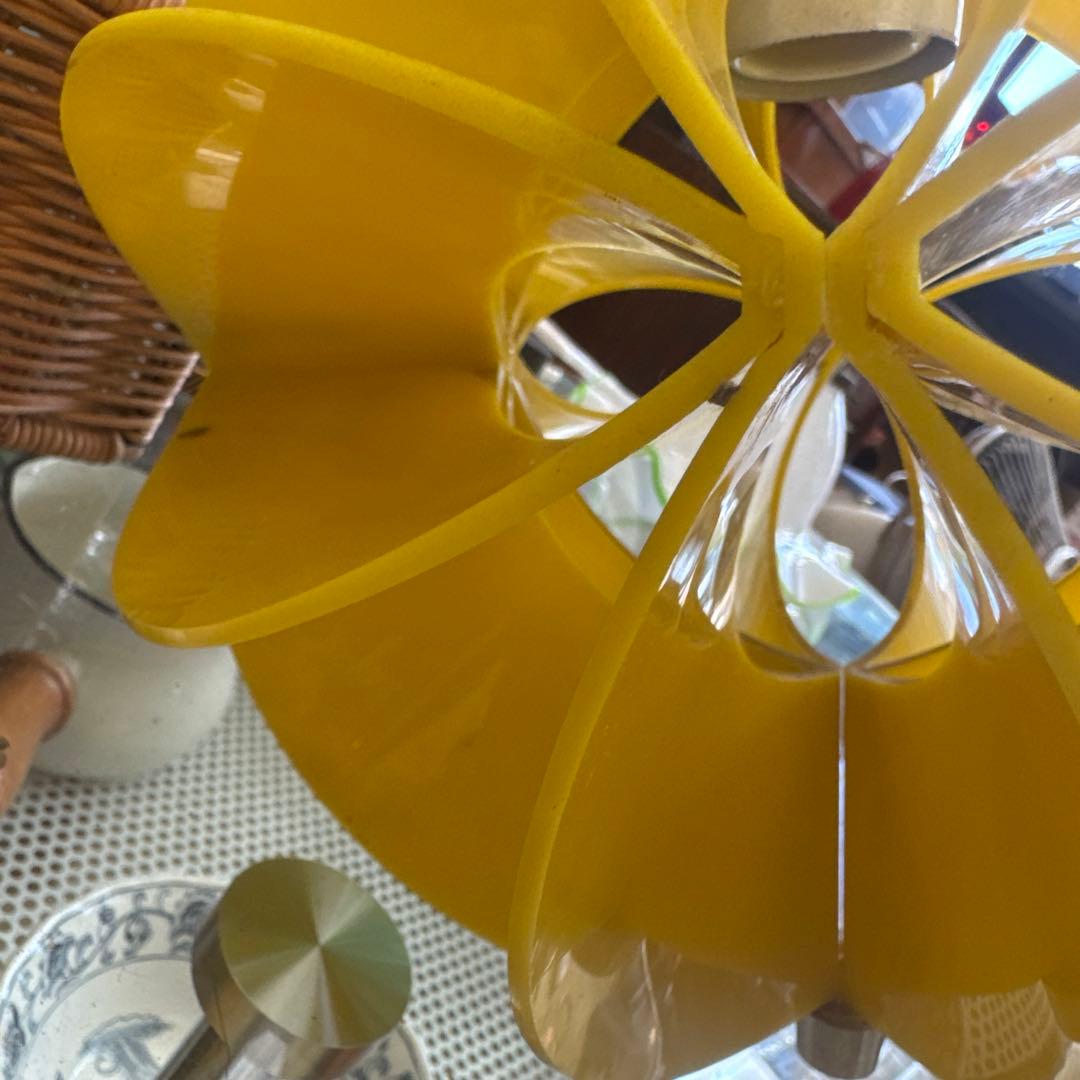 昭和レトロ　イエローペンダントライト モダンデザイン