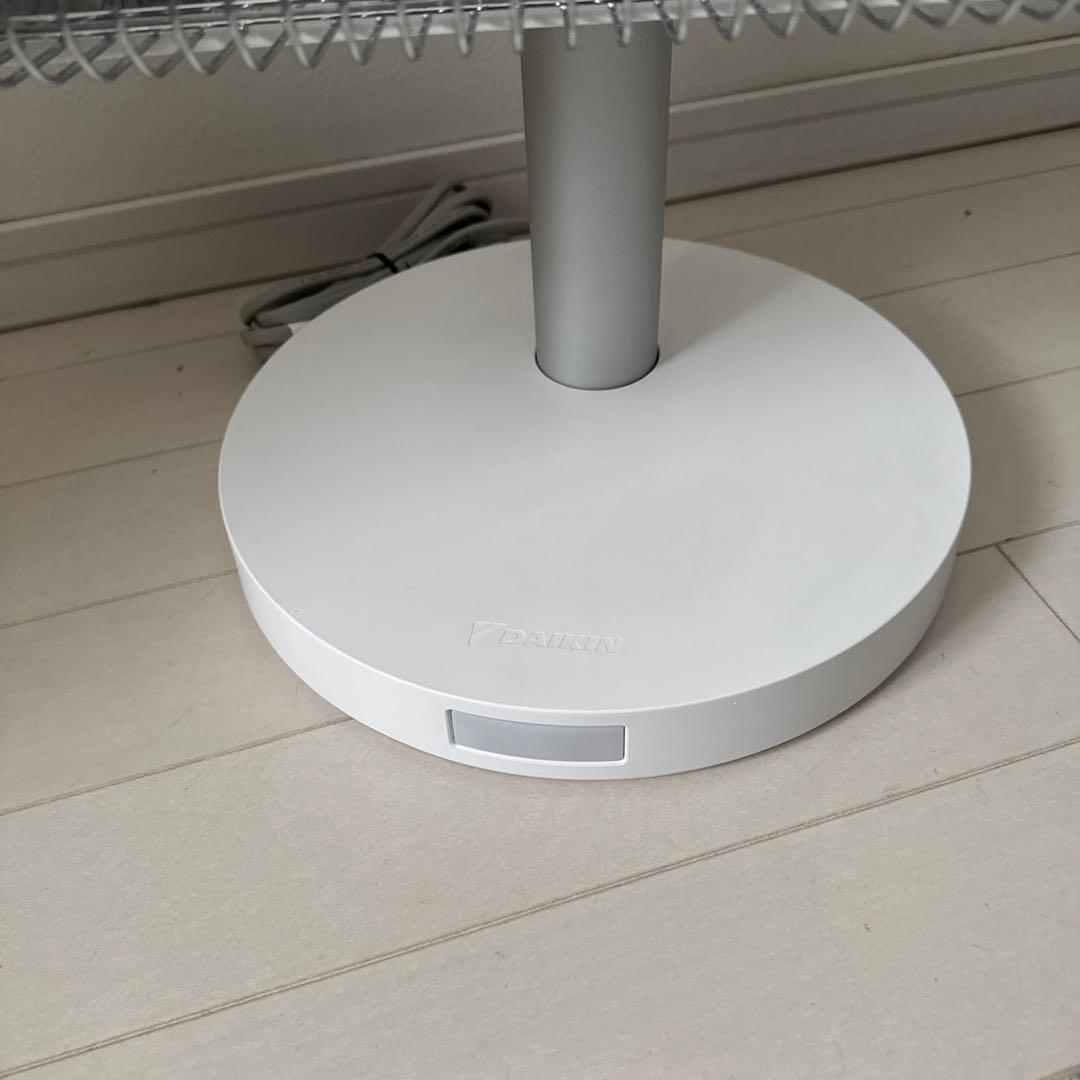 【極美品】DAIKIN セラムヒート ERFT11ZS-W 2022年製