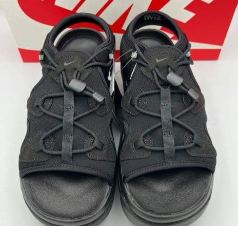 よ*♪様 NIKE ブラック サンダル 厚底