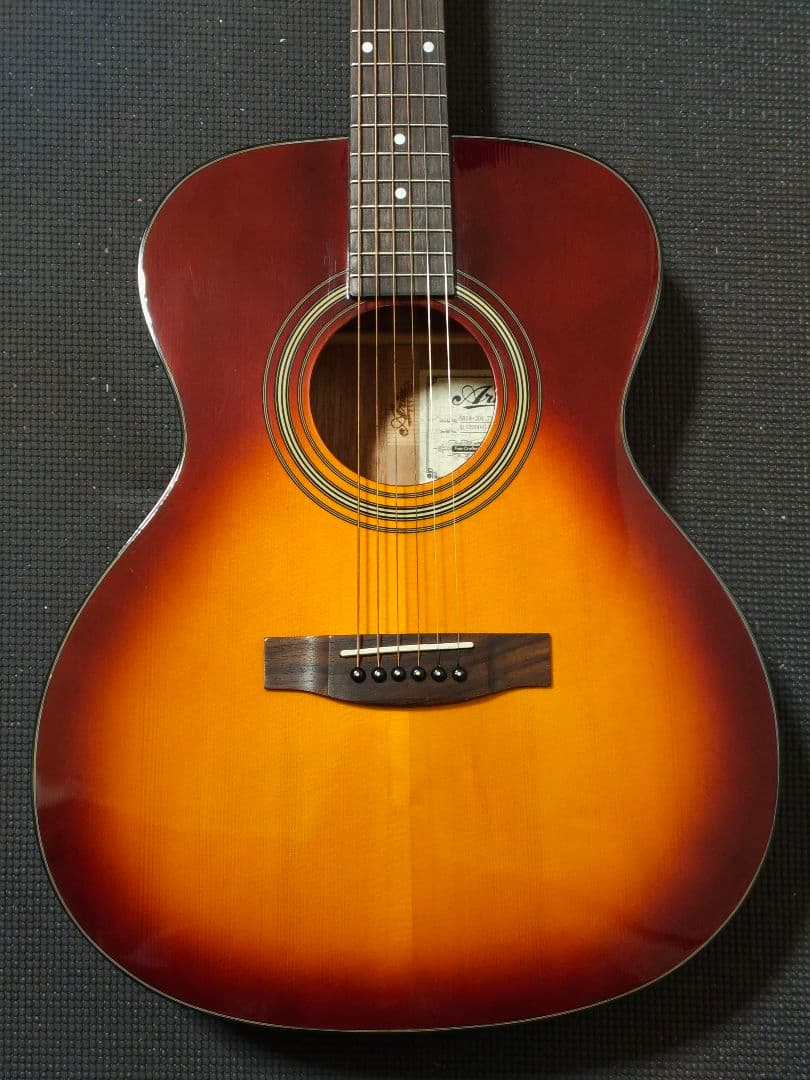 単板トップAria 201TS/美品ギグケース＆オマケ