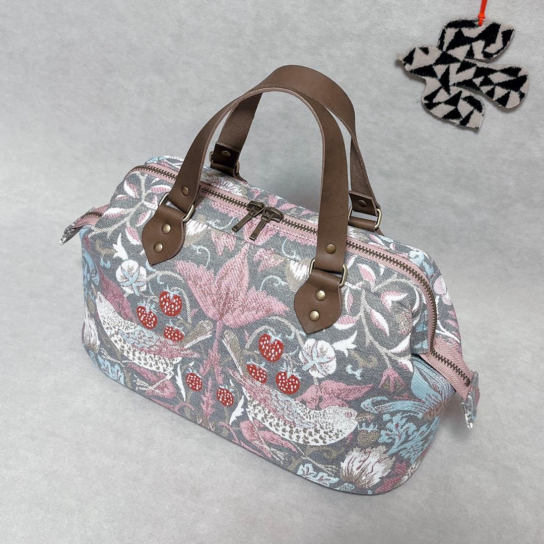 ハンドメイド　William Morris ボストンバッグ⑅︎◡̈︎*