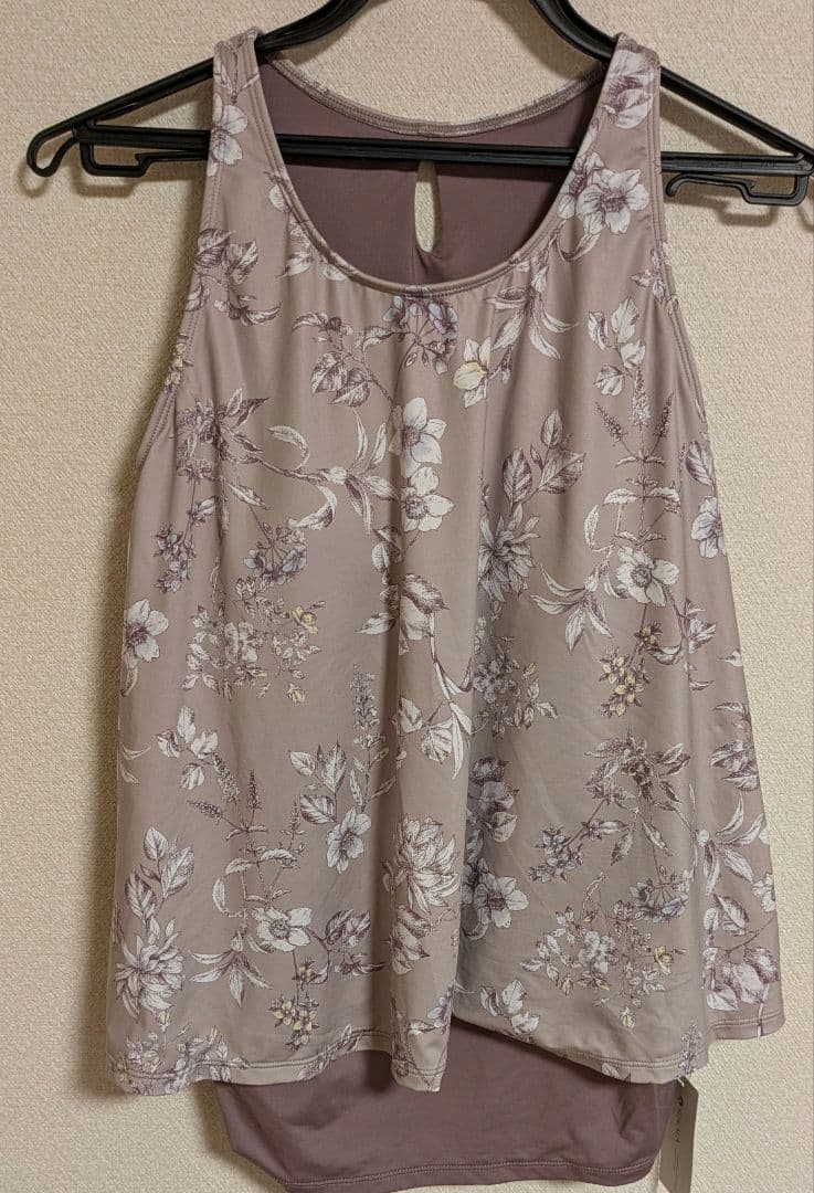 【SUKALA】新品タグ付Mサイズボタニカルガーデンタンク&レギンスセット