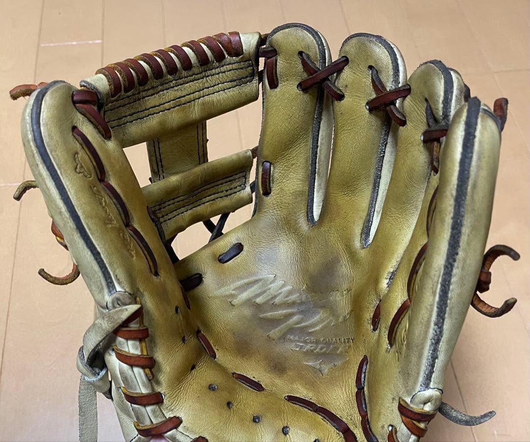 ミズノプロ　坂本モデル　硬式グローブ　内野用