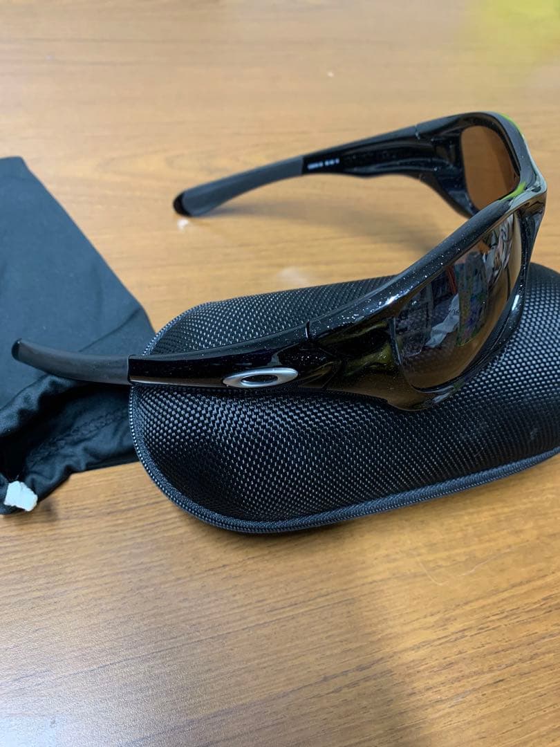 pitbull 廃盤モデルOakley RAVISHING サングラス