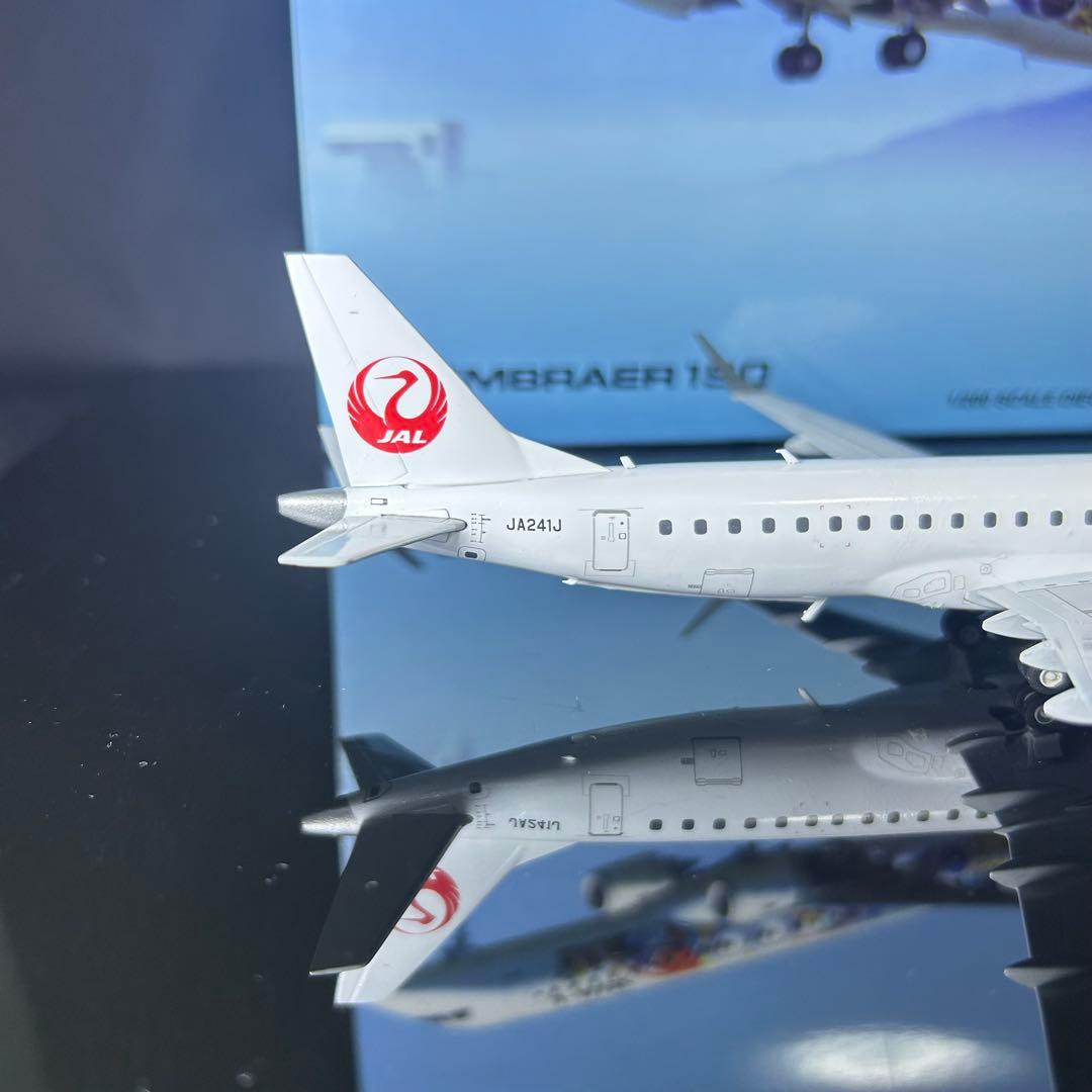 航空機・ヘリコプター TOMOJcwings J-AIR E190 JA241J 1/200