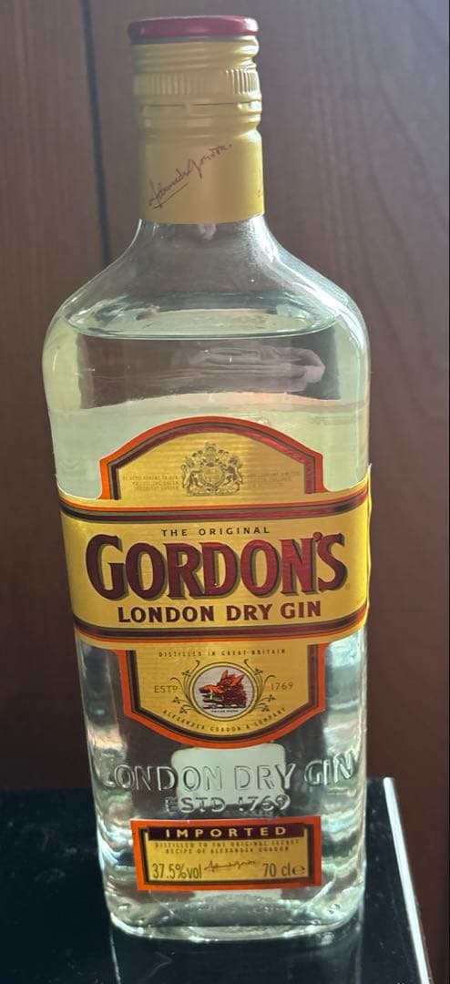 Gordon's London Dry Gin ゴードンロンドンドライジン未開栓