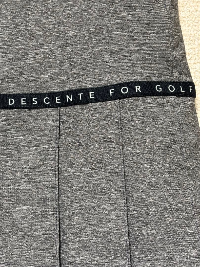 DESCENTE ゴルフ プリーツスカート グレー　新品未使用品