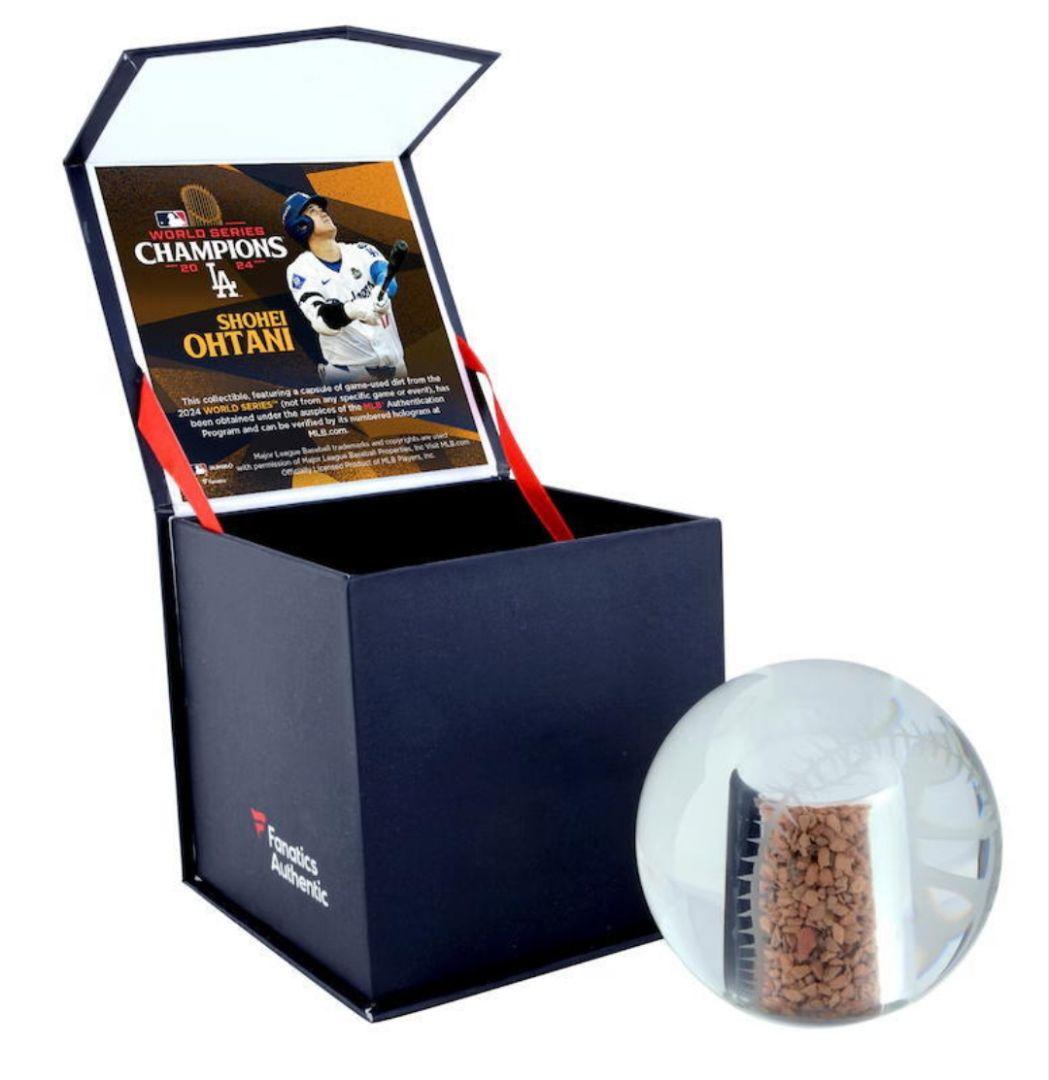 大谷翔平　ワールドシリーズ優勝記念試合　ダート入りクリスタルボール　完売品