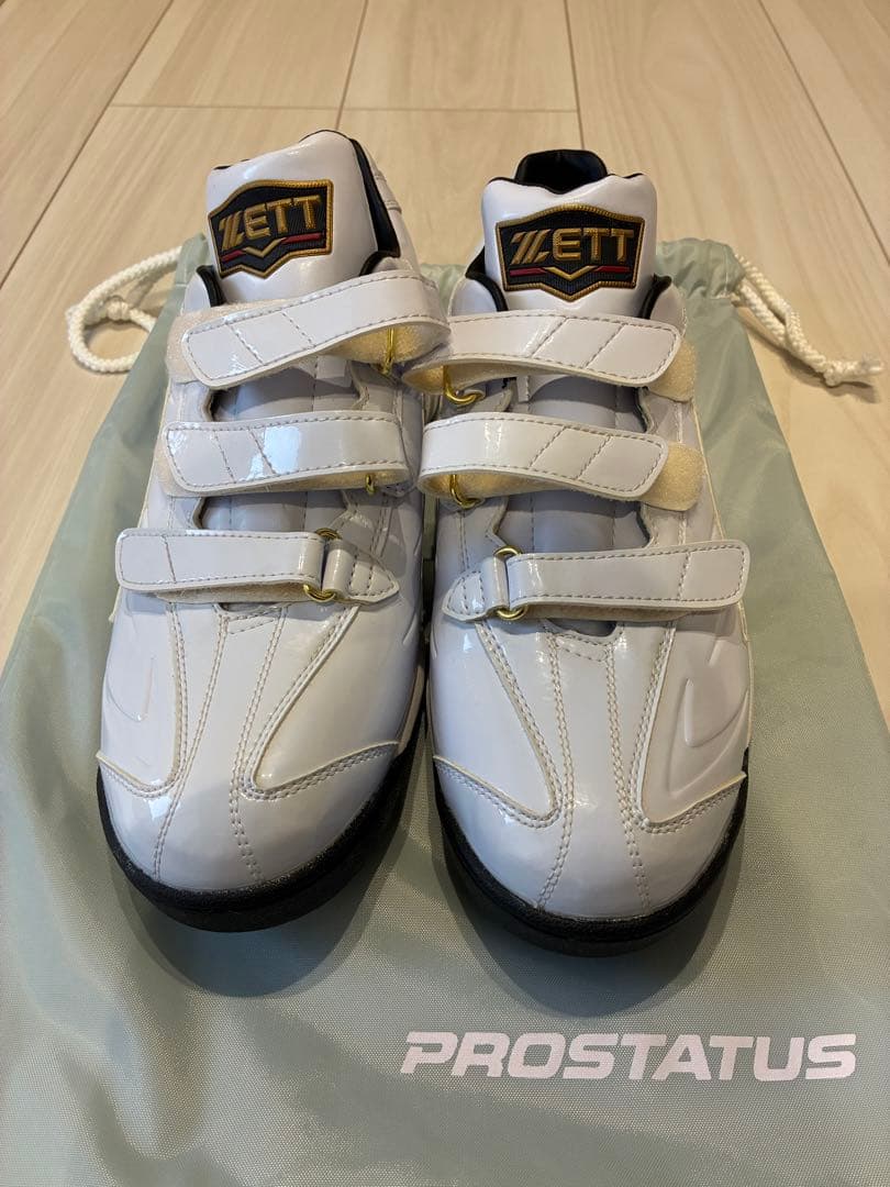 ZETT PROSTATUS トレーニングシューズ ホワイト27センチ