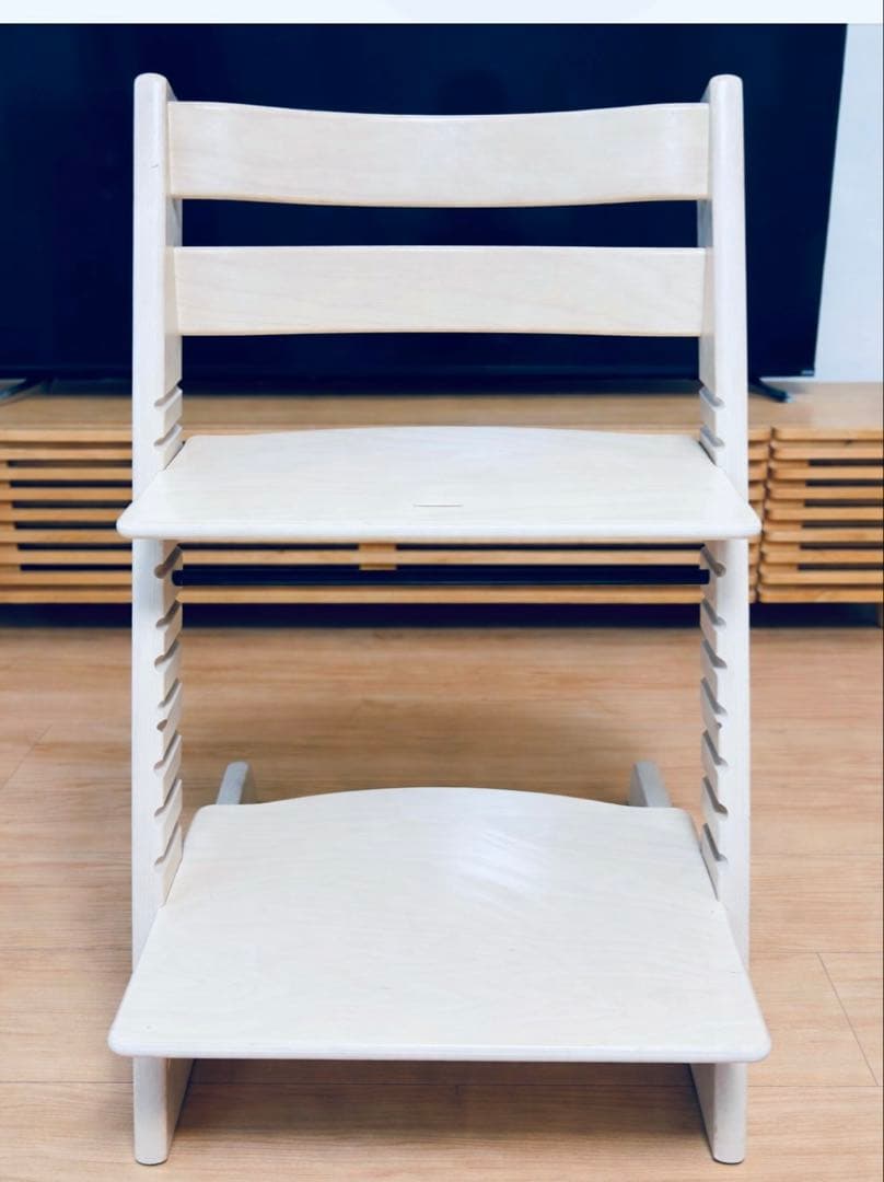 ロル　ストッケ ホワイトウォッシュ2脚