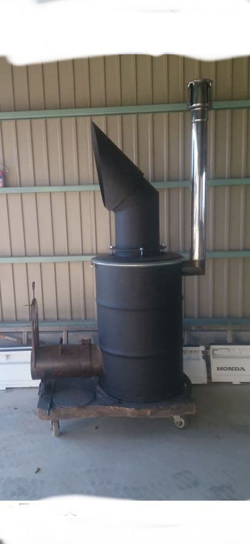 スチール製 薪ストーブ 移動可能