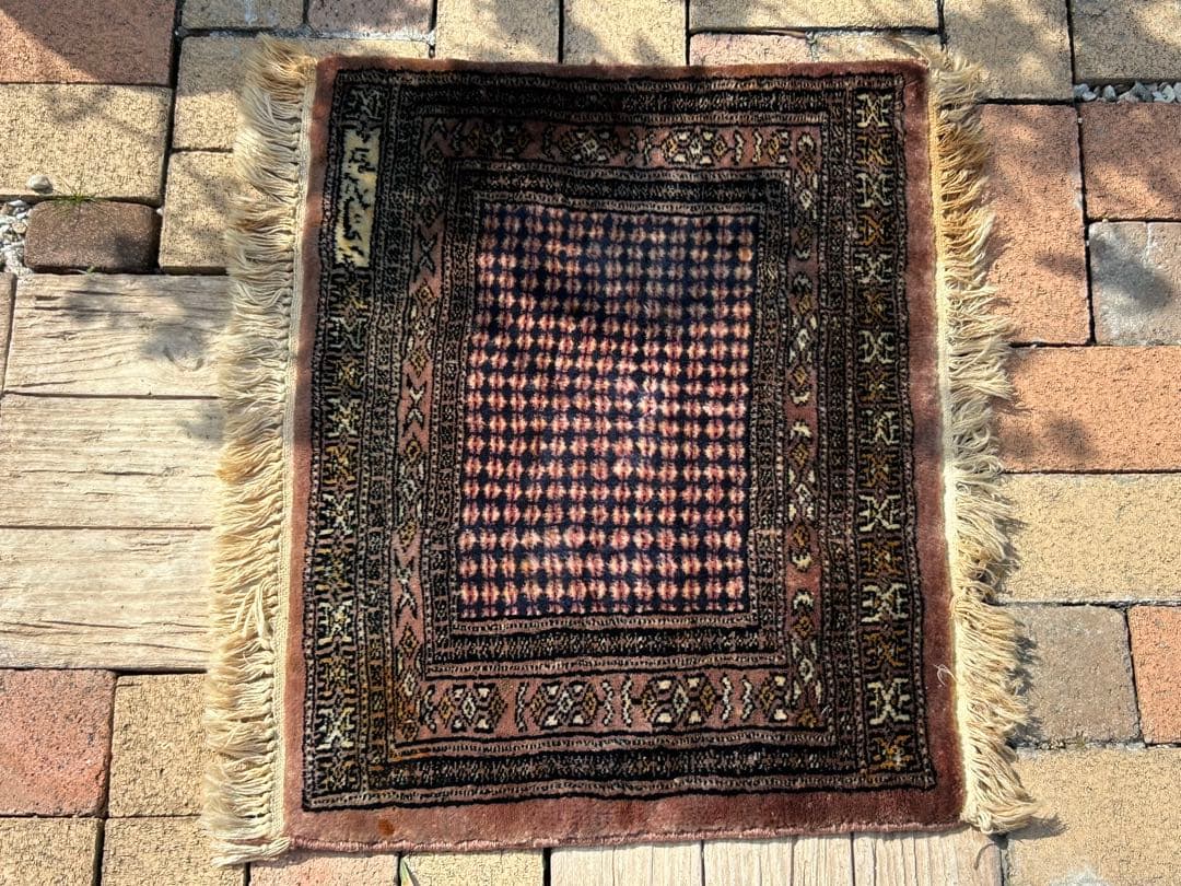 ヴィンテージ　ハンドメイド　ラグ・カーペット•マット