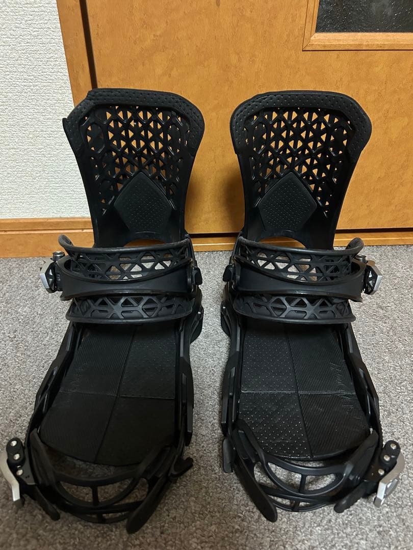 SALOMON スノーボードビンディング HIGHLANDER（ハイランダー）