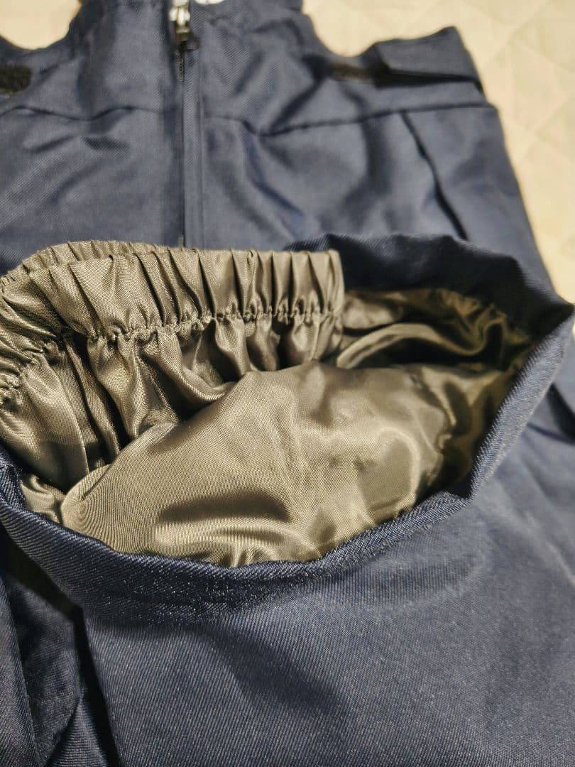 【新品】コスビー　cosby　スキーウェア　雪遊び　セパレート　上下セット　水色