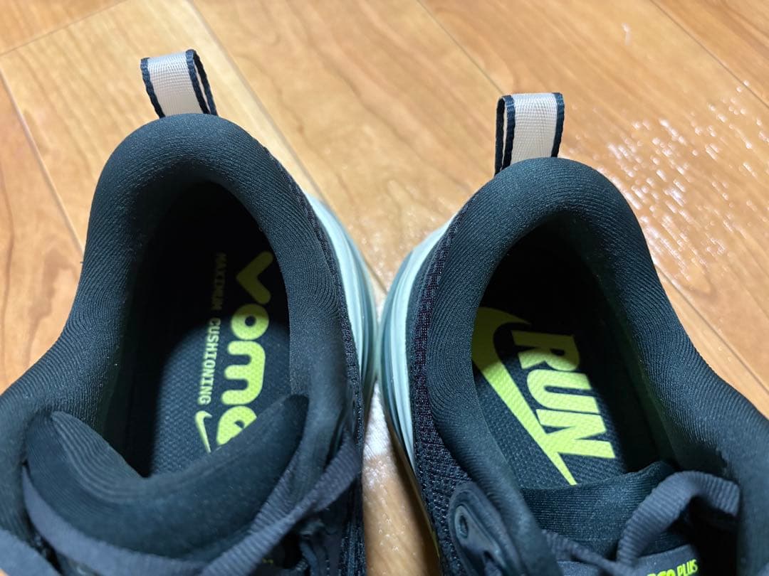 美品オススメです。NIKE ポメロプラス　メンズ27.5cm