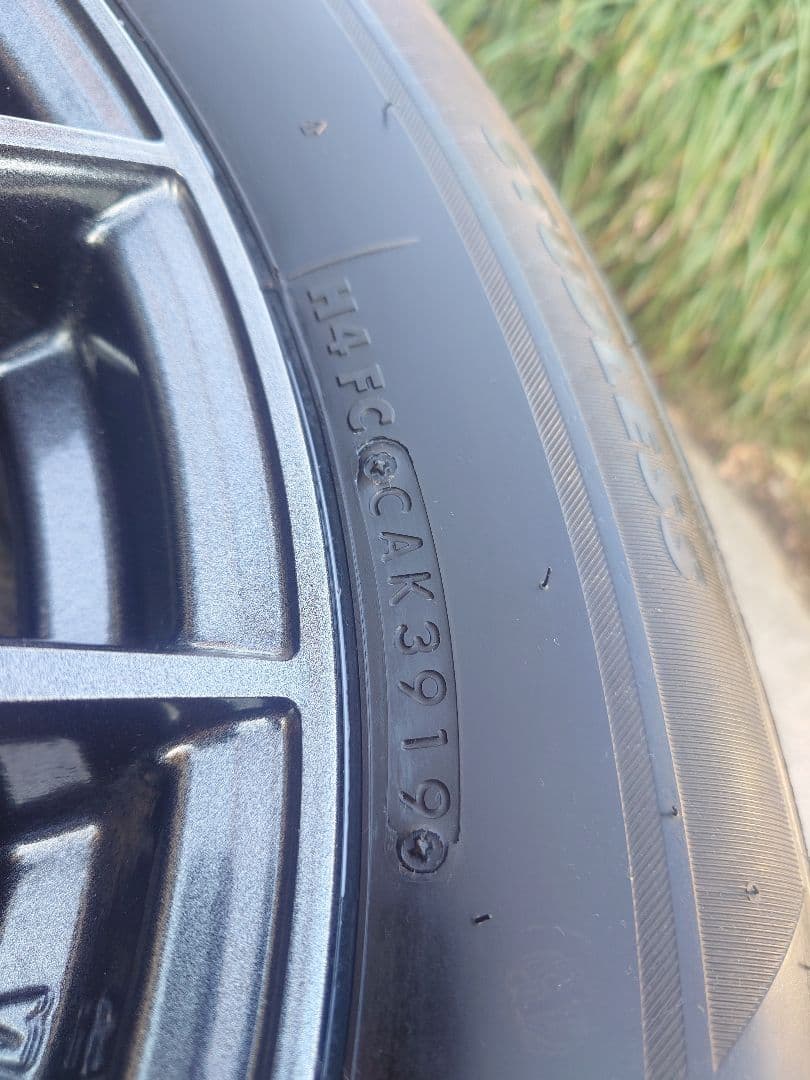 アルファード30系 スタッドレスタイヤ·アルミ