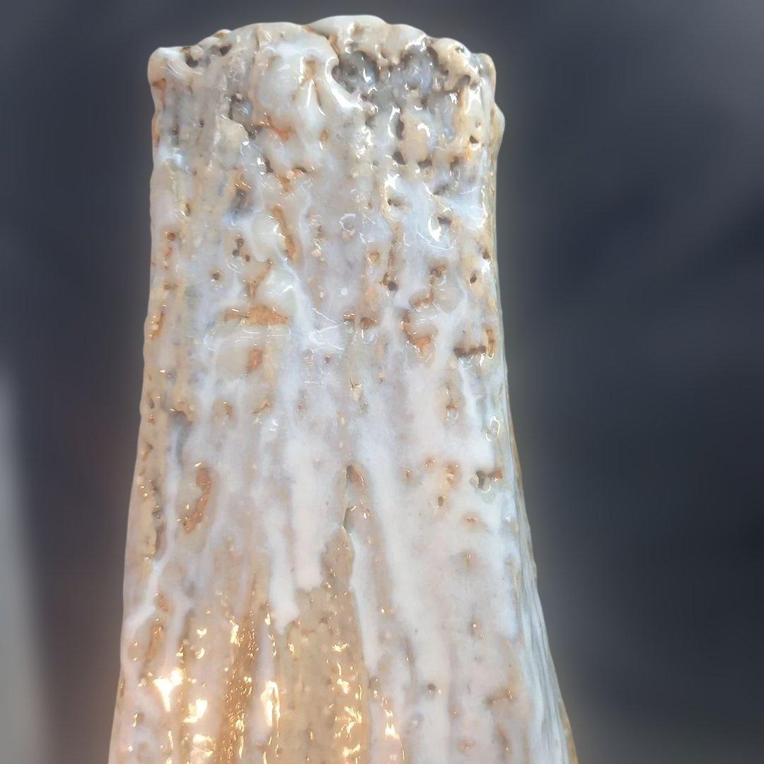 陶芸作家　手作りの花瓶