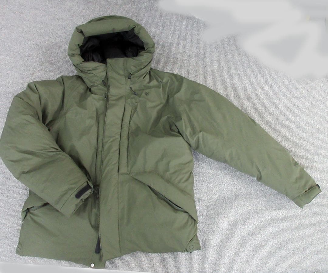 Goldwin ゴアテックス　GTX ダウンジャケット Lサイズ