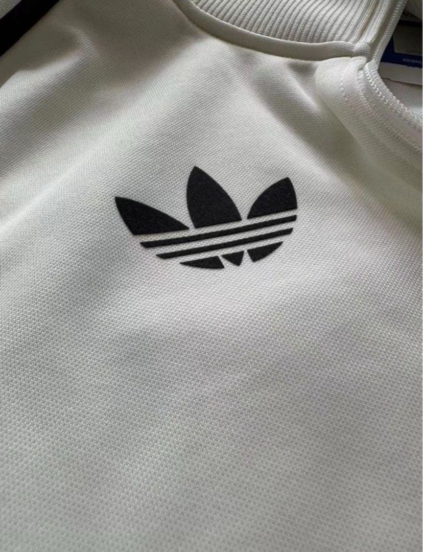 新品A/M アディダス　ベッケンバウアー　トラックジャケットIU2100