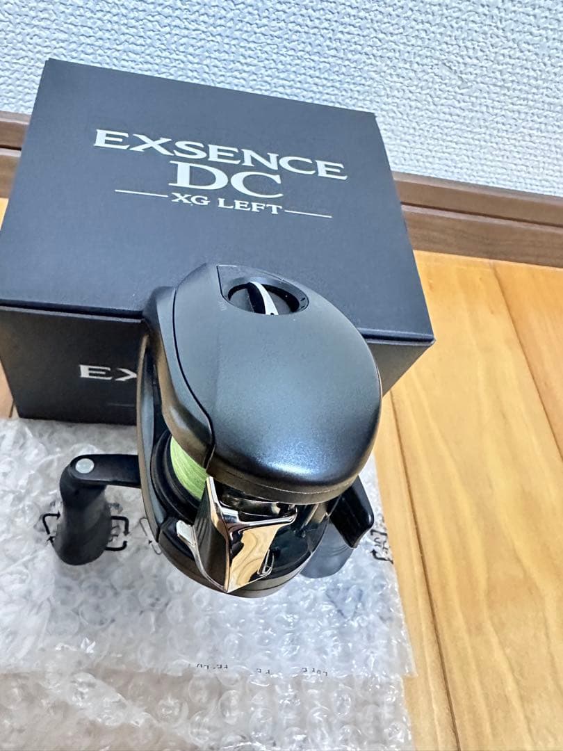 エクスセンスDC EXSENCE DC XG LEFT 3釣行のみ使用 傷なし