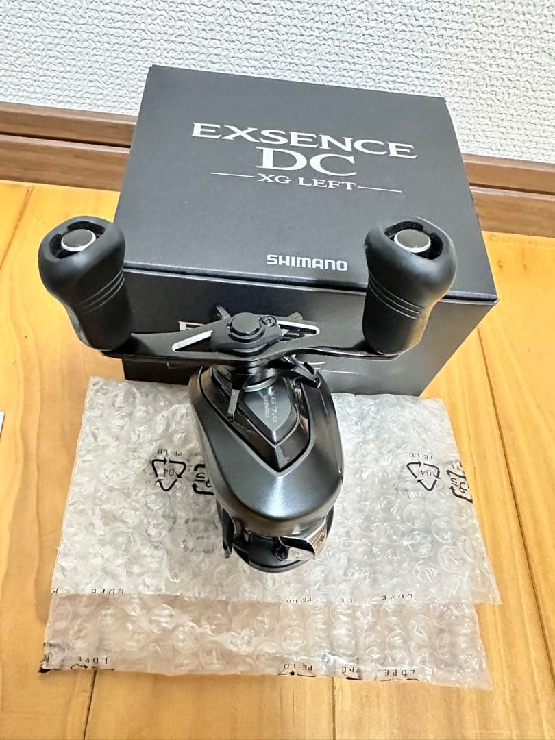 エクスセンスDC EXSENCE DC XG LEFT 3釣行のみ使用 傷なし