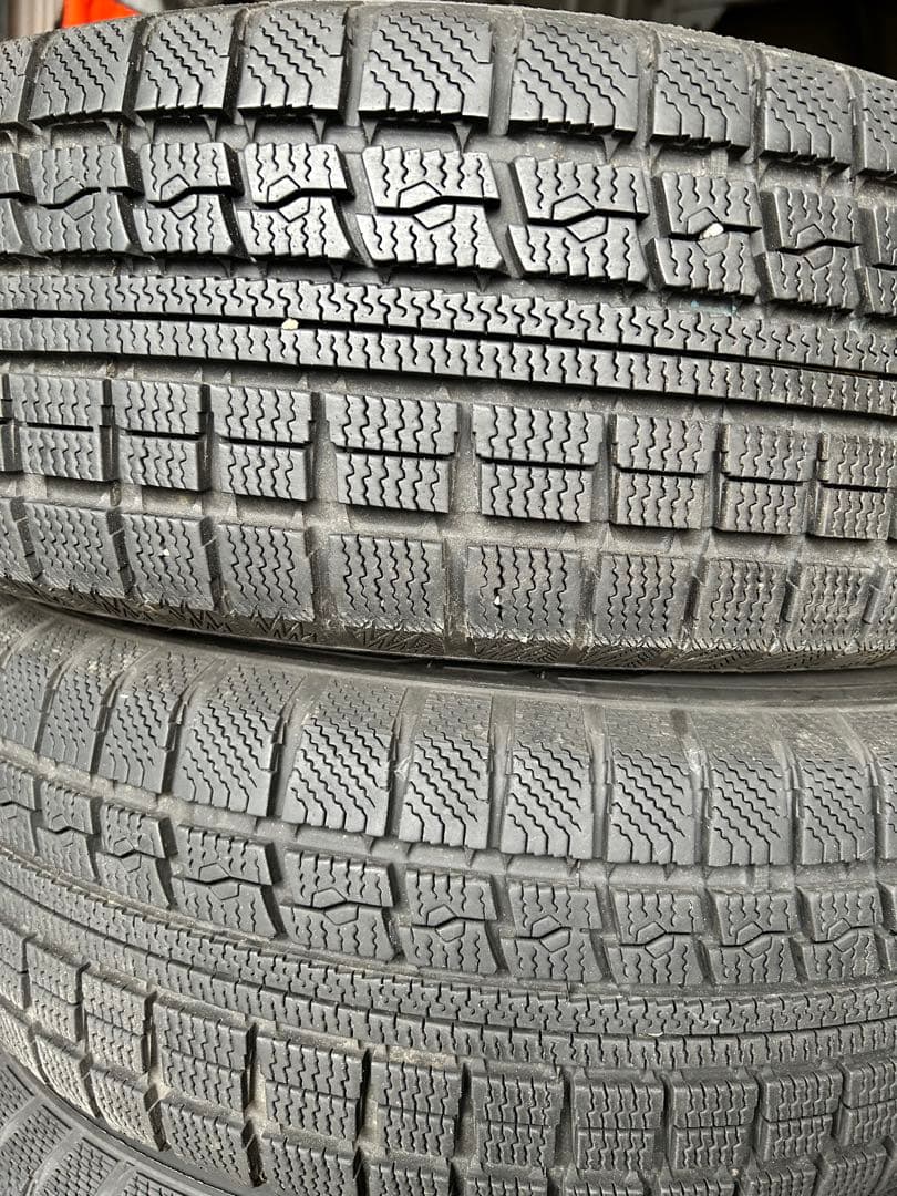 【格安！】引取り限定195/65R15スタッドレスタイヤ　ノア　ヴォクシー　4本