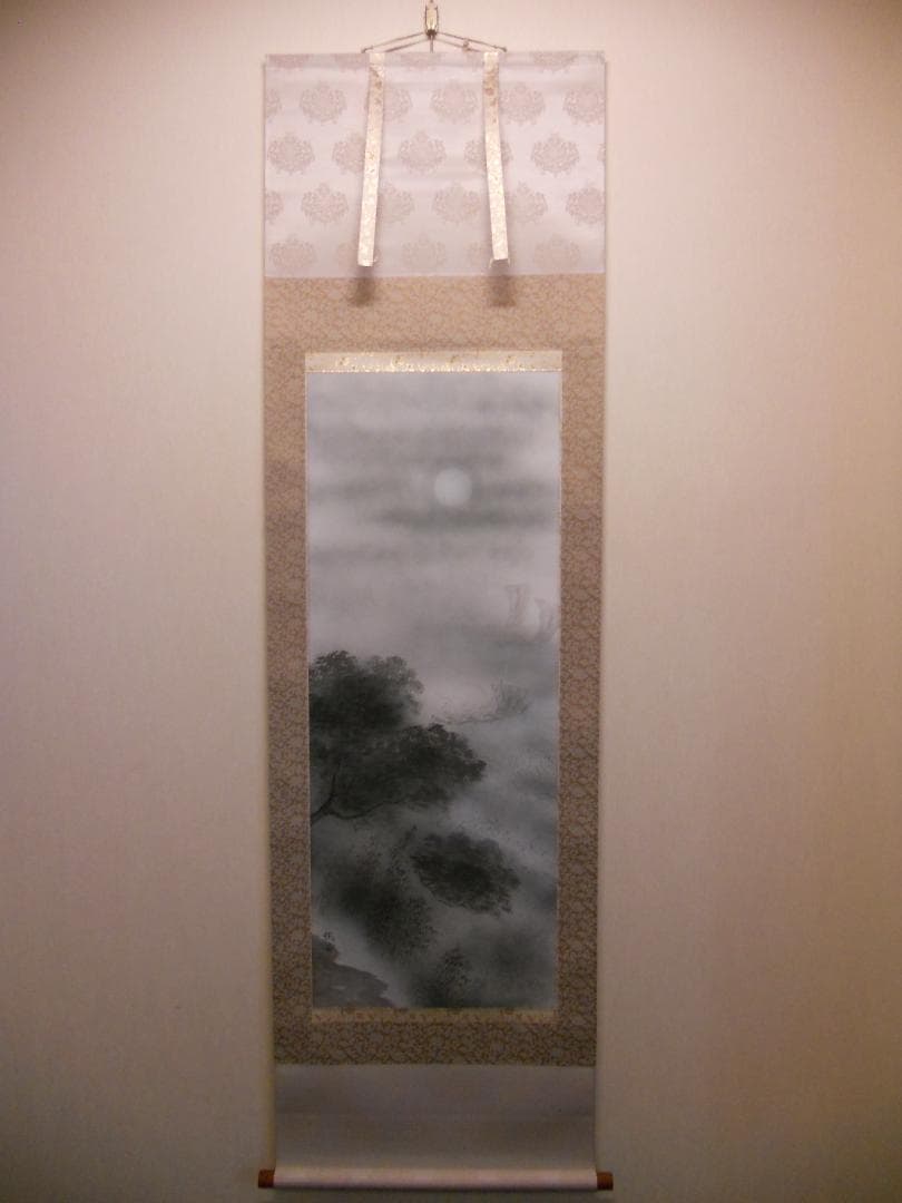 掛け軸 笹岡帆舟 水墨山水 絹本 希少 軸装 茶道具 掛軸 美品 です。