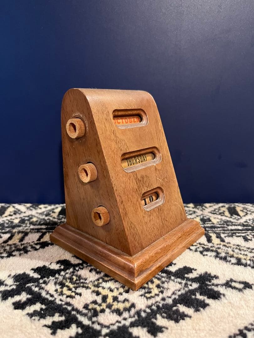 【週末お値下げ】木製卓上カレンダー アンティーク コレクション 希少品