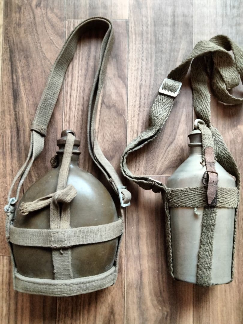 戦時中水筒２点 ＋おまけ本1冊 昭和レトロ 戦争遺品