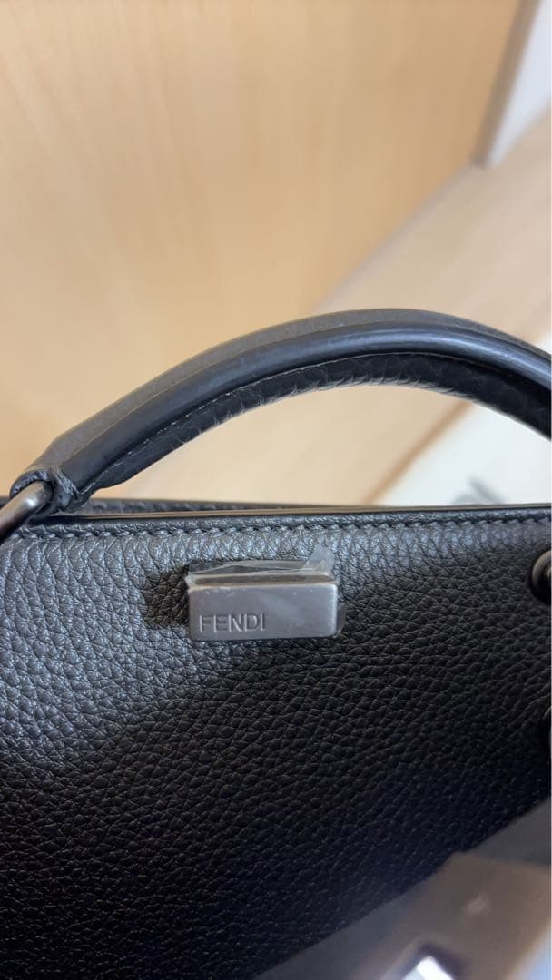FENDI ピーカブー ISeeU スモール