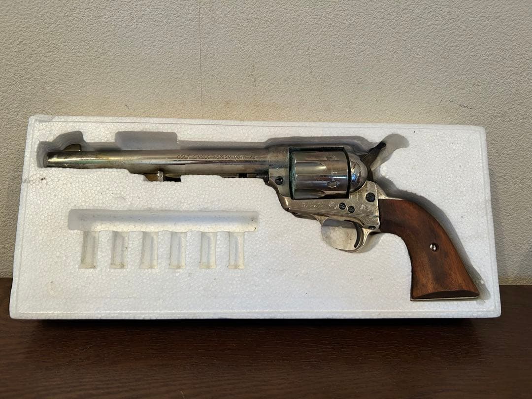 東京CMC製　COLT シングルアクションアーミーリボルバー