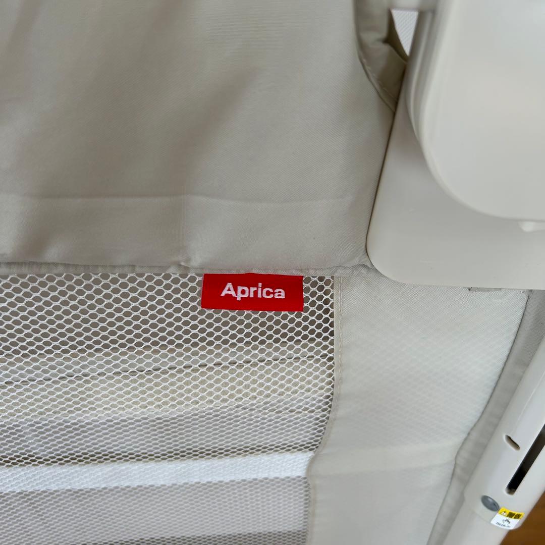 【完品・美品】Aprica ココネル エアー ベビーベッド 折りたたみ