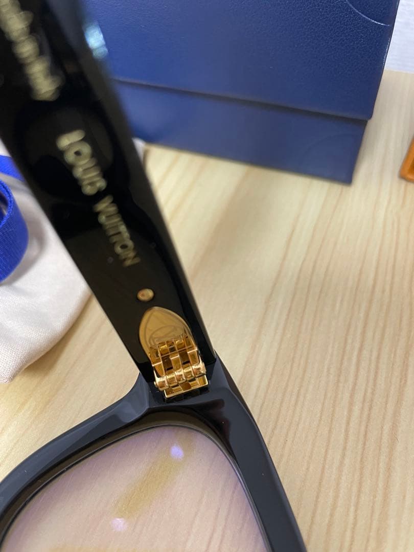 ルイヴィトン　ブラック スクエア型 メガネ