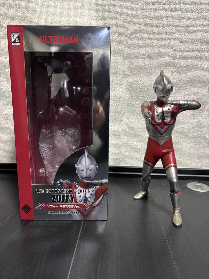 ccpウルトラマン ZOFFY 1/6 フィギュア
