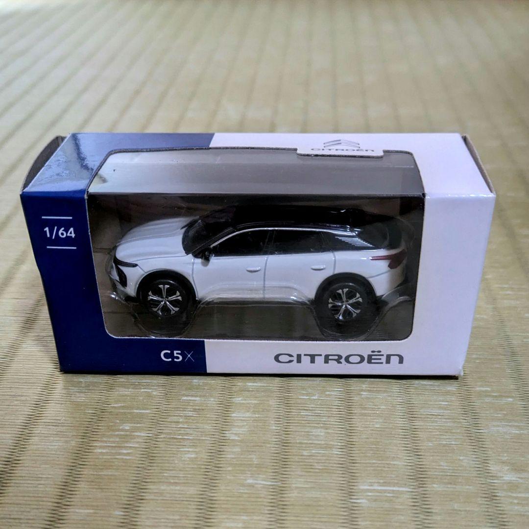 【新品】CITROEN（シトロエン） C5 X／NOREV 1/64 ミニカー
