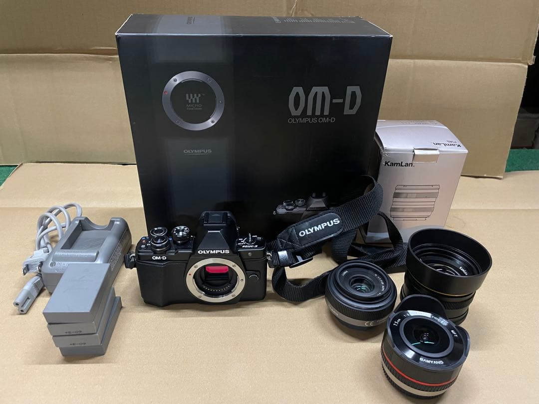 OLYMPUS OM-D E-M10 markⅡ 本体とレンズ3本　他