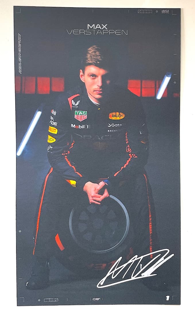 残りわずか★2枚1セット2025年レッドブル・ドライバーズカード／直筆サインなし