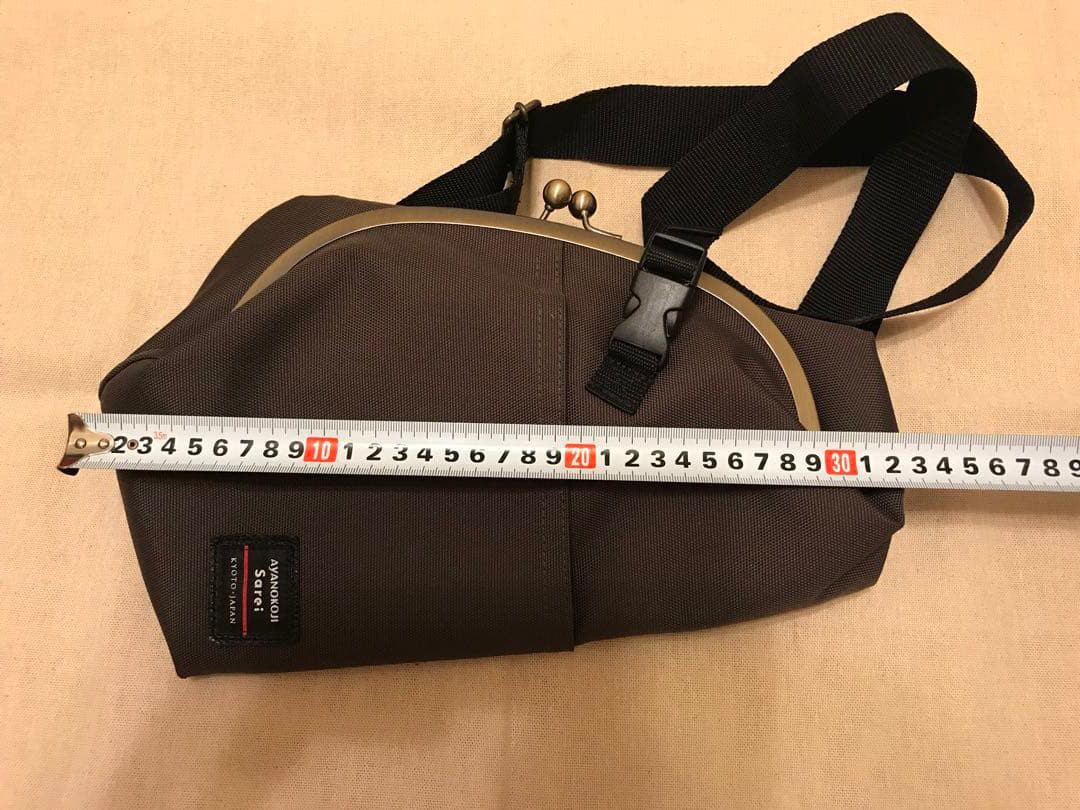 日曜限定値下げ　AYANOKOJI がま口　ボディバッグ　カーキ