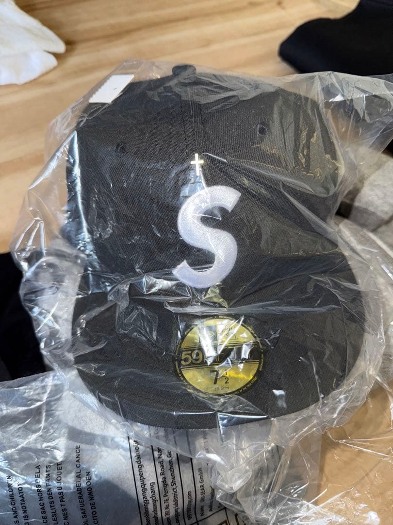 SUPREME シュプリームキャップ　59FIFTY 7 1/2 ニューエラ