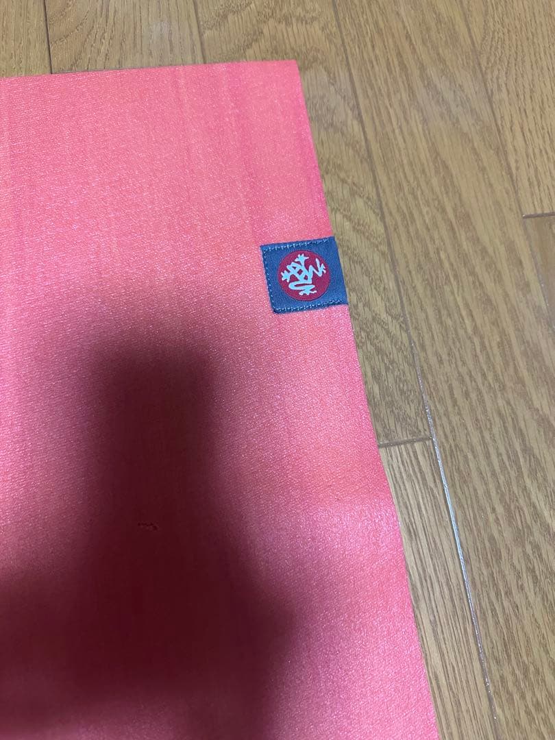 超軽量ピンクヨガマット　マンドゥカ