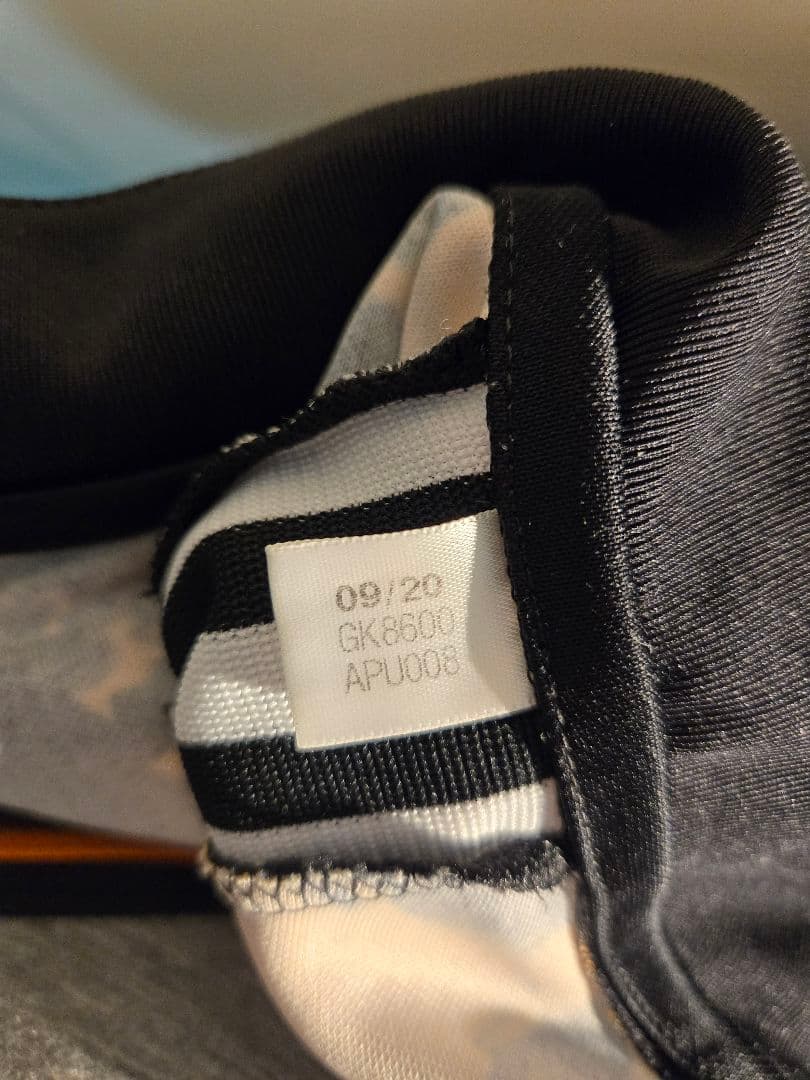 ​【正規品】 ユヴェントス 20/21 AOP トレーニングトップ