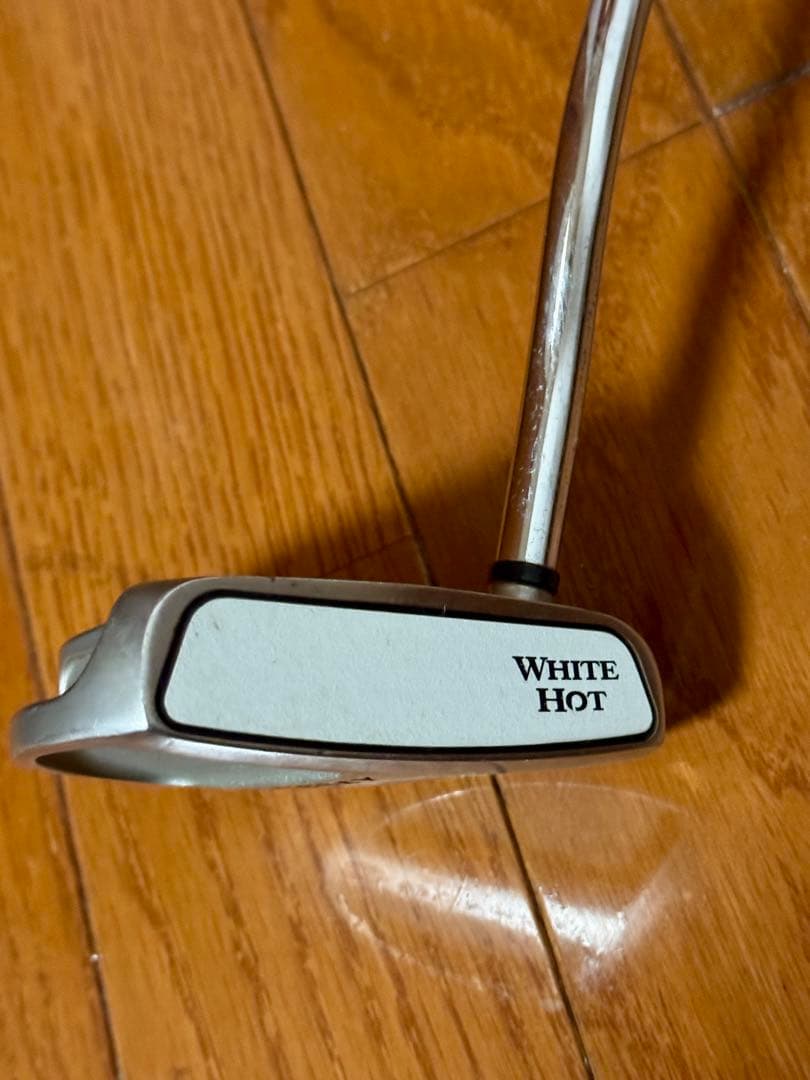 Odyssey White Hot 2-Ballオデッセイホワイトホット2ボール