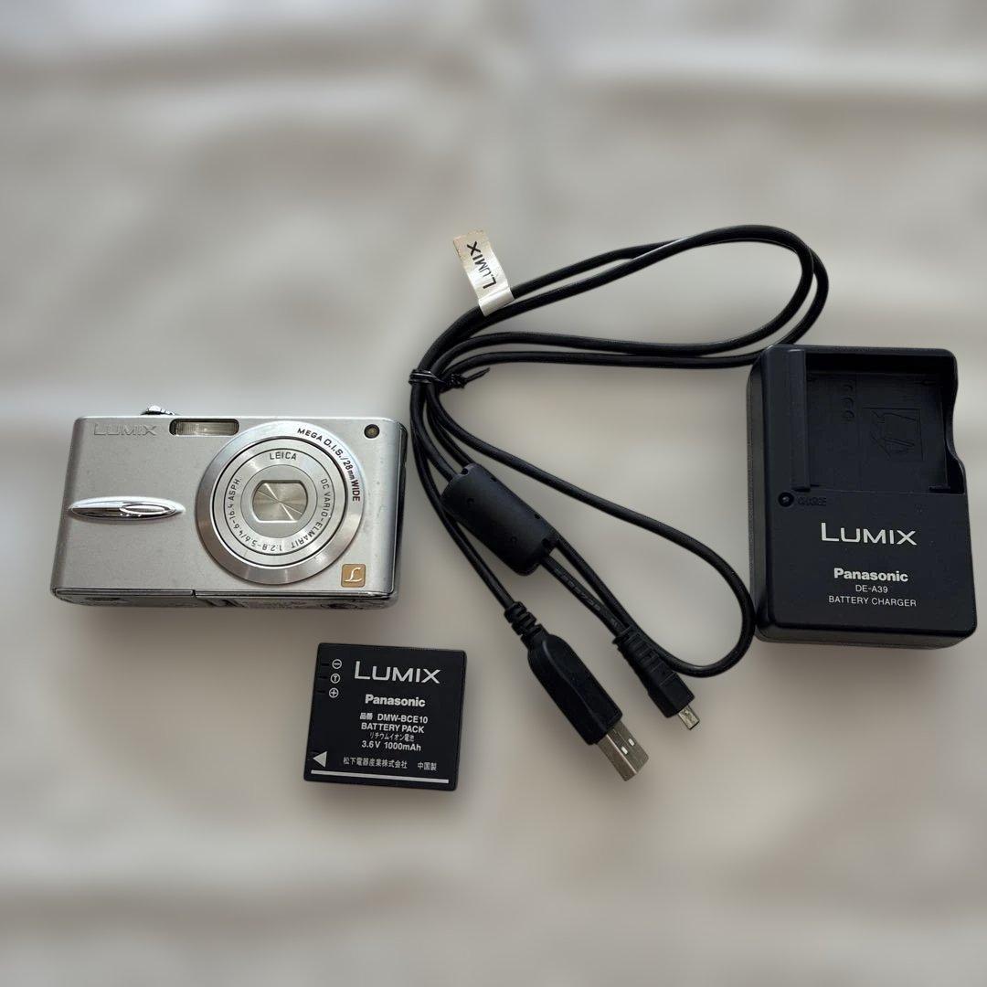 LUMIX コンパクトデジタルカメラ DMC-FX30