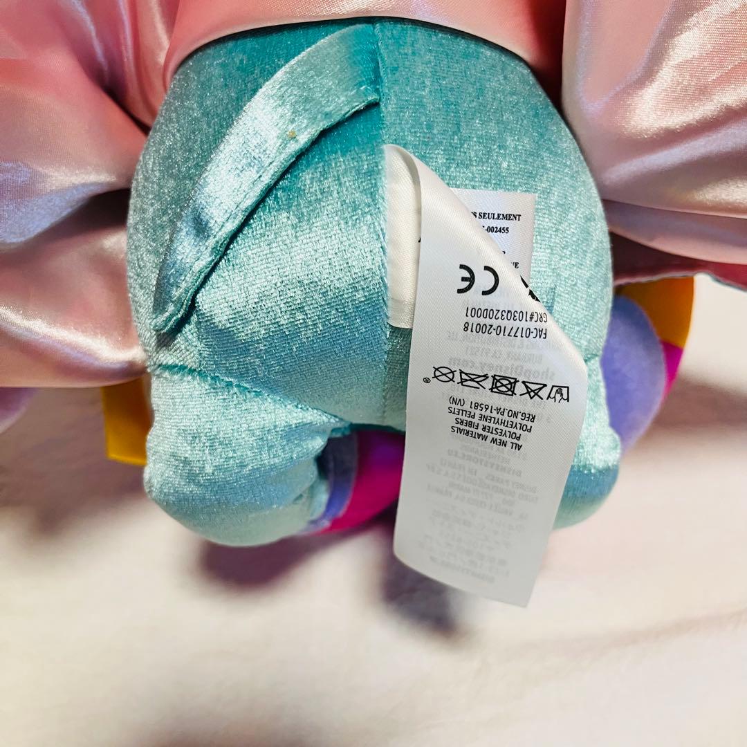 ディズニー　海外　ミニー　イッツアスモールワールド　ぬいぐるみ