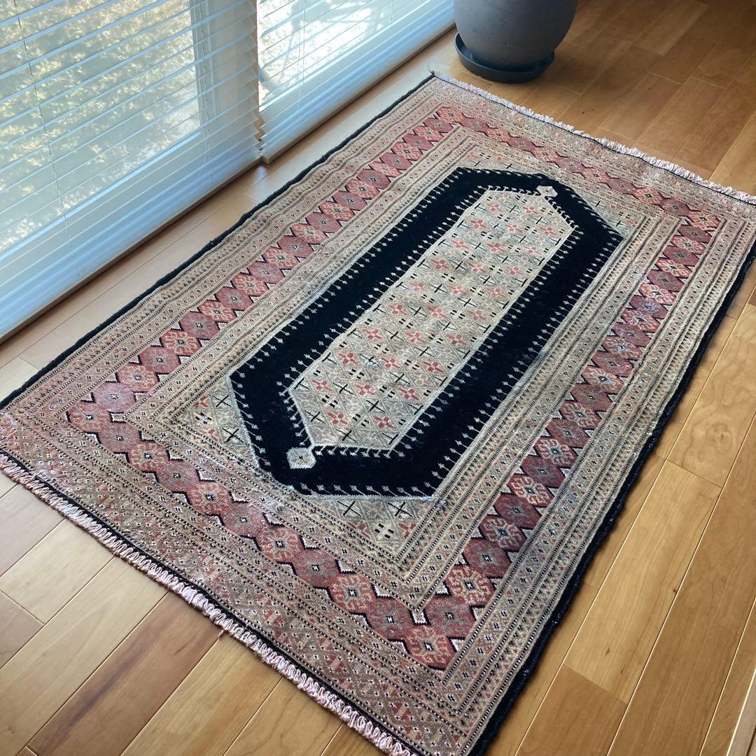 ヴィンテージラグ　トライバルラグ　パキスタン　メダリオン