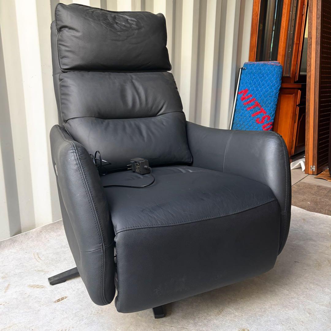 取付無料！ニトリ 2モーター 本革ダークグレー電動リクライニングパーソナルチェア