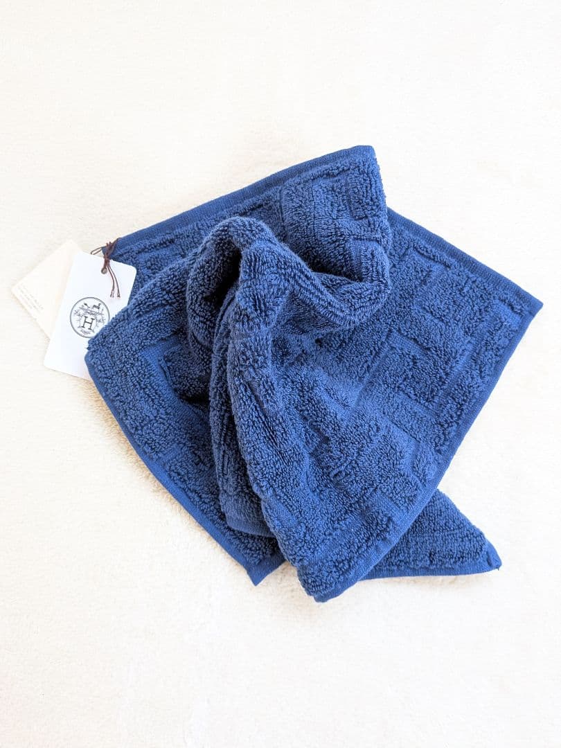 新品・未使用　HERMES エルメス　タオル エルメスブルー　Hロゴ 即日発送