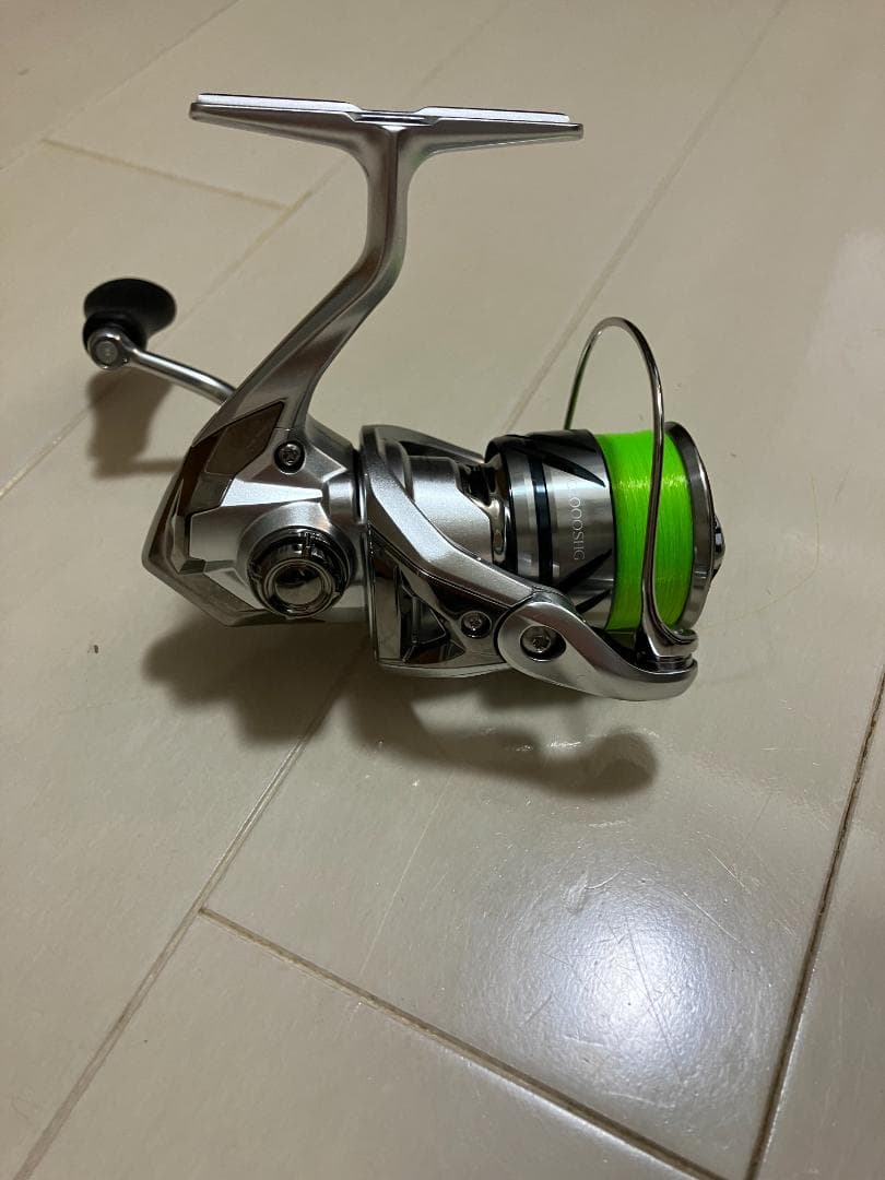 シマノ　ストラディック　C2000 SHG（ナイロンライン付き）